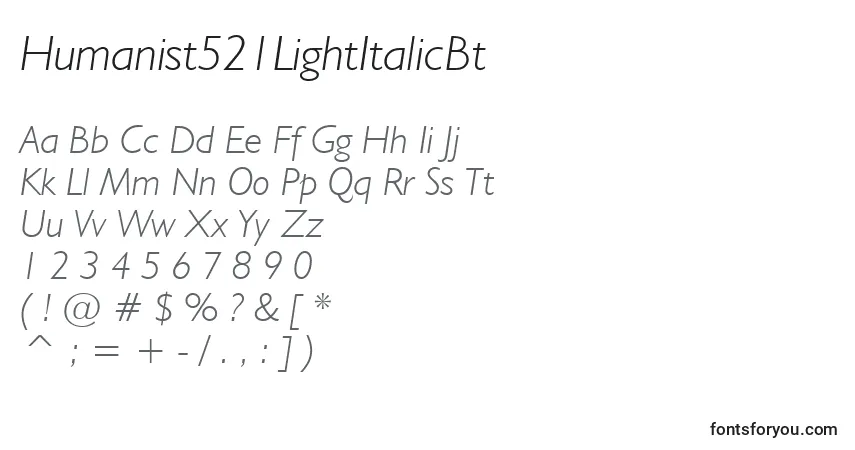 A fonte Humanist521LightItalicBt – alfabeto, números, caracteres especiais