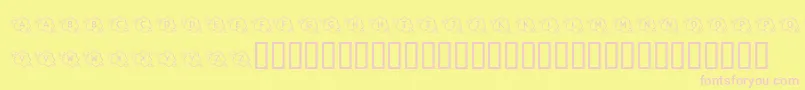 KrCarefulWhatYouSay-fontti – vaaleanpunaiset fontit keltaisella taustalla
