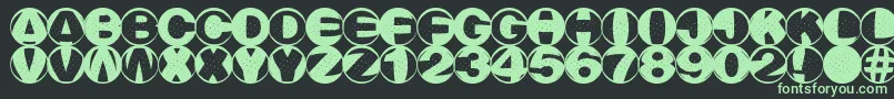 フォントRainnm – 黒い背景に緑の文字