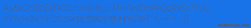 AlegreyasansscThinitalic-Schriftart – Braune Schriften auf blauem Hintergrund