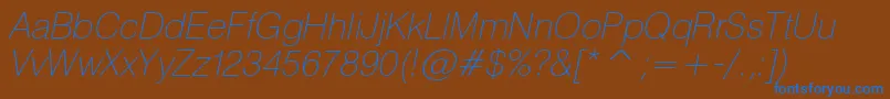 HeliosthinItalic-Schriftart – Blaue Schriften auf braunem Hintergrund