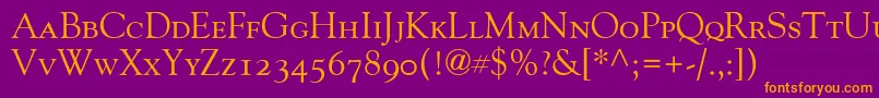 GoudyOldStyleSmallCapsOldStyleFigures-fontti – oranssit fontit violetilla taustalla