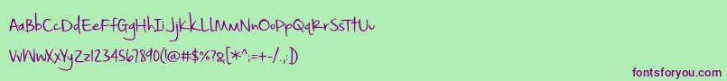 BmdSmallTownSkyline-fontti – violetit fontit vihreällä taustalla