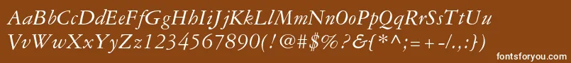 Garamond3ltstdItalic-fontti – valkoiset fontit ruskealla taustalla