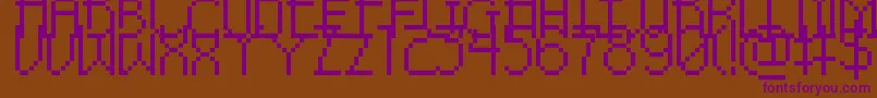PixelNoirSkinnyCaps-Schriftart – Violette Schriften auf braunem Hintergrund