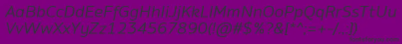AminoItalic-fontti – mustat fontit violetilla taustalla