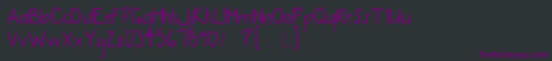 Czcionka CindyshandRegular – fioletowe czcionki na czarnym tle