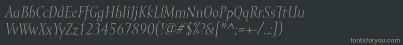 フォントMramorItalic – 黒い背景に灰色の文字
