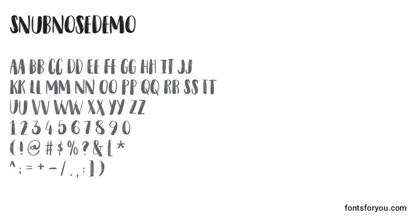 Fuente SnubnoseDemo - alfabeto, números, caracteres especiales