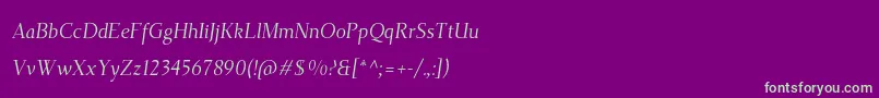 TehutiItalic-fontti – vihreät fontit violetilla taustalla