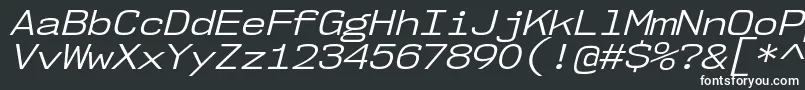 Nk57MonospaceSeBkIt-fontti – valkoiset fontit mustalla taustalla