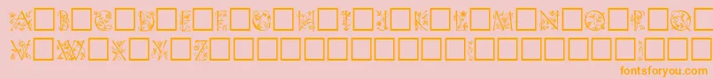 KochInitialen-Schriftart – Orangefarbene Schriften auf rosa Hintergrund