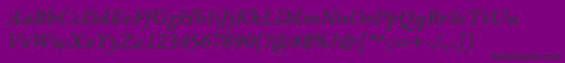 GaramondpremrproItcapt-Schriftart – Schwarze Schriften auf violettem Hintergrund