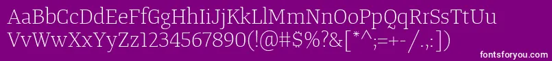 Fonte TangerserifmediumulLight – fontes brancas em um fundo violeta