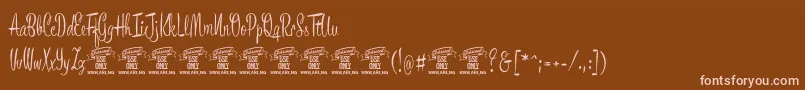Шрифт BronzescriptPersonaluse – розовые шрифты на коричневом фоне