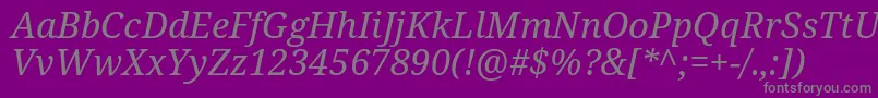 Czcionka Notoserif Italic – szare czcionki na fioletowym tle