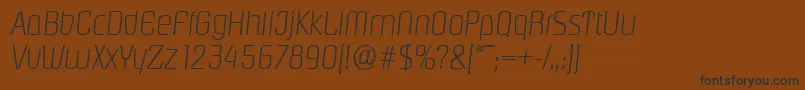 フォントPasadenaserialXlightItalic – 黒い文字が茶色の背景にあります