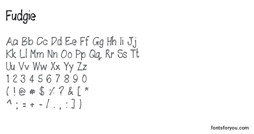 A fonte Fudgie – alfabeto, números, caracteres especiais