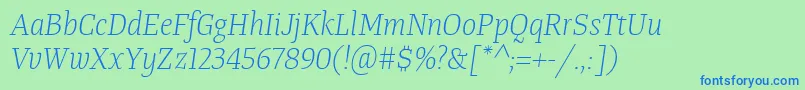 フォントTangerserifnarrowulLightitalic – 青い文字は緑の背景です。