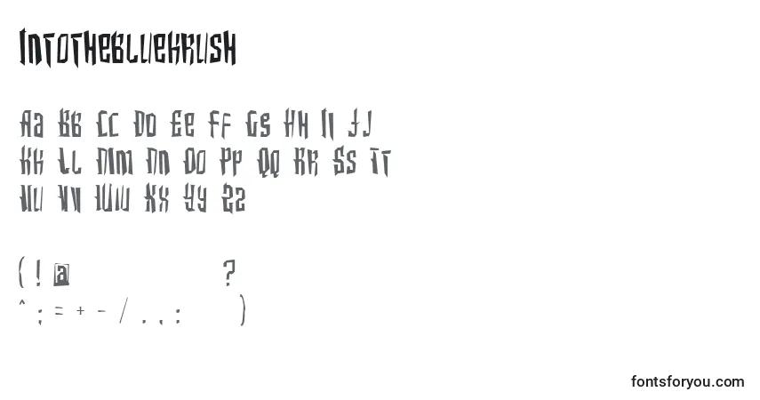 Czcionka Intothebluekrush – alfabet, cyfry, specjalne znaki