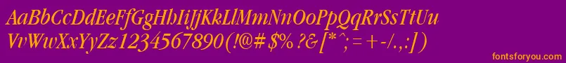 Fonte GarnetcondensedItalic – fontes laranjas em um fundo violeta