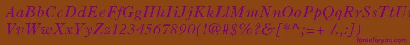 OldStyle7LtItalic-fontti – violetit fontit ruskealla taustalla