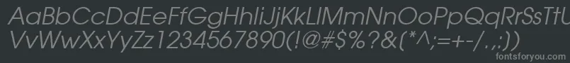 TrendexSsiItalic-fontti – harmaat kirjasimet mustalla taustalla