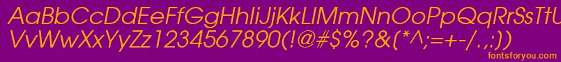 TrendexSsiItalic-fontti – oranssit fontit violetilla taustalla