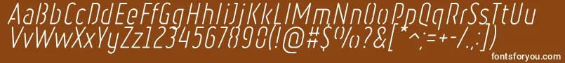 RulerStencilLightItalic-Schriftart – Weiße Schriften auf braunem Hintergrund