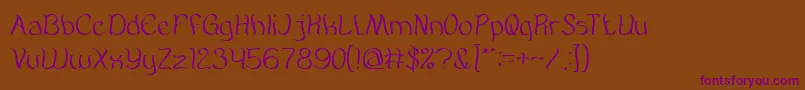 AmazingSymphony-fontti – violetit fontit ruskealla taustalla