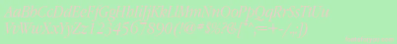 フォントGaramondnarrowettItalic – 緑の背景にピンクのフォント