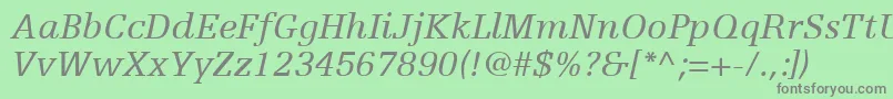 Fonte EgyptienneFLt56Italic – fontes cinzas em um fundo verde