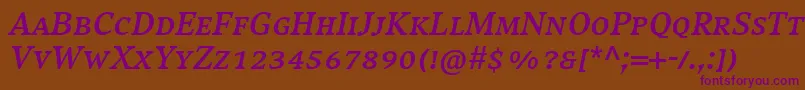 Czcionka CompatilExquisitLtComBoldItalicSmallCaps – fioletowe czcionki na brązowym tle
