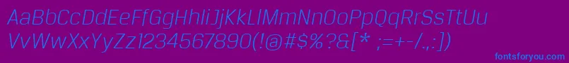 Czcionka BreuertextLightItalic – niebieskie czcionki na fioletowym tle