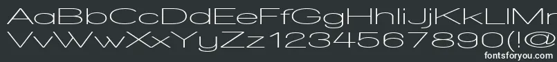WalkwayUltraexpandSemibold-fontti – valkoiset fontit mustalla taustalla
