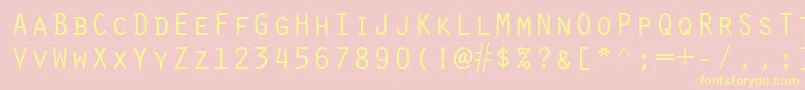 ScribeSsiSmallCaps-fontti – keltaiset fontit vaaleanpunaisella taustalla